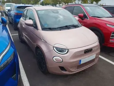 Usado Fiat 500e La Prima 86 kW (118 CV) 2021 Otro Utilitario
