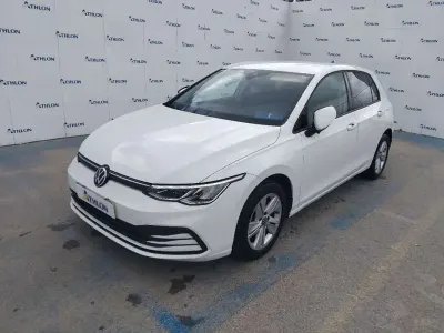 Usado VW Golf VIII Life 116 CV (85 kW) 2022 Blanco Utilitario