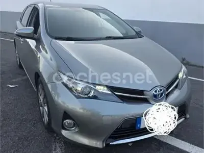 Usado Toyota Auris Hybrid