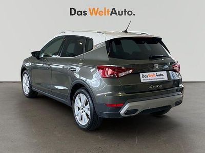 Gris Usado 2025 Seat Arona Xperience SUV | 19.990 € (Precio justo)