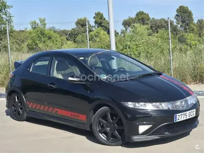 Usado Honda Civic Executive 140 CV (102 kW) 2009 Negro Berlina