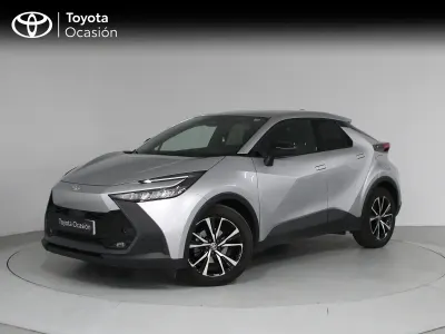Käytetty Toyota C-HR Advance 140 HP (102 kW) 2024 Harmaa Katumaasturi
