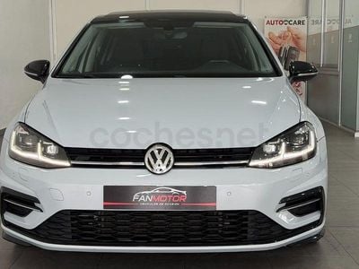 Używany VW Golf VII Sportline 116 KM (85 kW) 2017 Biały Sedan/Limuzyna