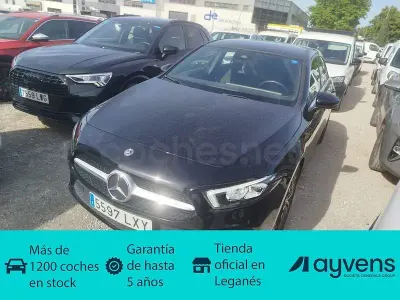 Usado Mercedes A180 136 CV (100 kW) 2022 Negro Berlina
