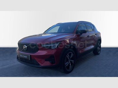 Usado Volvo XC40 Plus 163 CV (119 kW) 2025 Rojo SUV