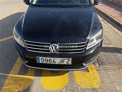 Usado VW Passat Advance 105 CV (77 kW) 2011 Negro Familiar