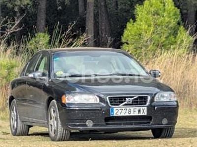 Negro Usado 2007 Volvo S60 Momentum Berlina | 3900 € (Precio justo)