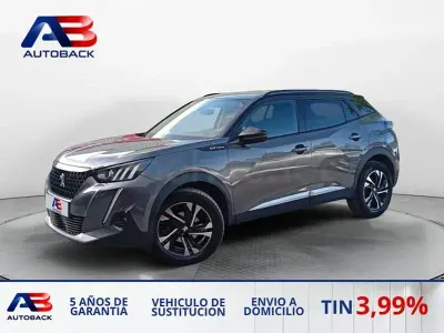 Usado Peugeot 2008 GT-line 130 CV (95 kW) 2020 Grisnegro SUV