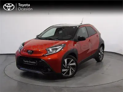 Usado Toyota Aygo X Edition 72 CV (52 kW) 2022 Rojo SUV
