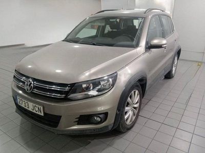 Usado VW Tiguan 110 CV (80 kW) 2015 Gris / plata SUV