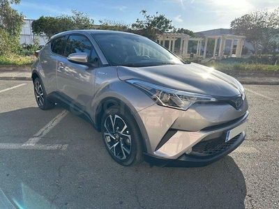 Käytetty Toyota C-HR Advance 122 HP (89 kW) 2020 Harmaa Katumaasturi