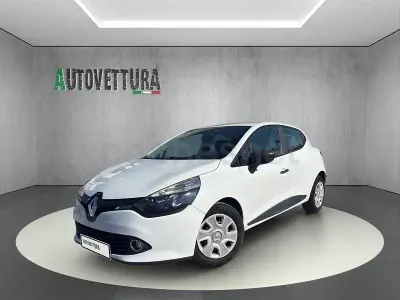 Usado Renault Clio IV Business 75 CV (55 kW) 2016 Blanco Berlina