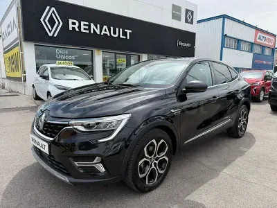 Usado Renault Arkana Techno 140 CV (102 kW) 2023 Negro SUV