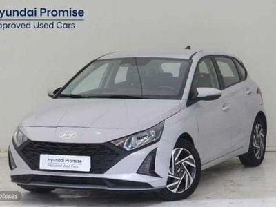 Lumen gray Usado 2024 Hyundai i20 | 17.590 € (Un poco caro)