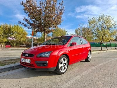 Rojo Usado 2006 Ford Focus Sport Berlina | 3900 € (Precio justo)