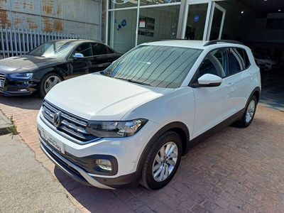 Gris Usado 2022 VW T-Cross Advance SUV | 20.190 € (Caro)