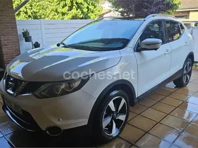 Usado Nissan Qashqai N-Connecta 110 CV (80 kW) 2015 Blanco SUV