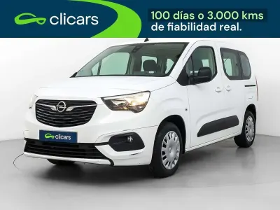 Usado Opel Combo Business Edition 102 CV (75 kW) 2021 Blanco Monovolumen
