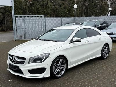 Usado Mercedes CLA220 AMG line 177 CV (130 kW) 2015 Blanco Berlina