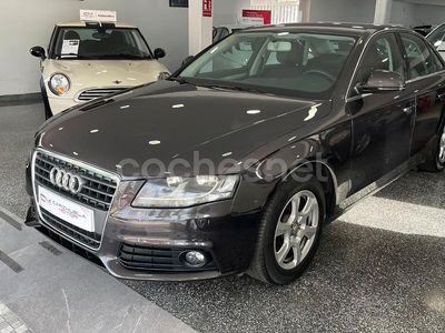 Usado Audi A4 140 CV (102 kW) 2008 Gris / plata Berlina
