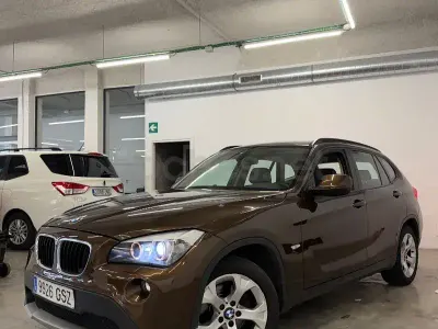 Usado BMW X1 177 CV (130 kW) 2010 Marrón SUV