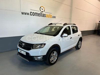 Usado Dacia Sandero Stepway 90 CV (66 kW) 2016 Blanco Berlina