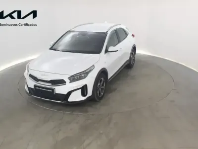 Usado Kia XCeed 100 CV (73 kW) 2025 Blanco SUV