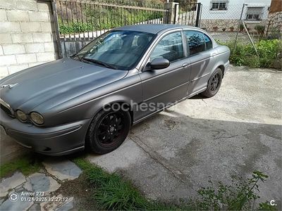 Usado Jaguar X-type Classic 130 CV (95 kW) 2003 Gris / plata Berlina