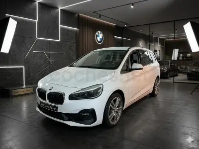 Usado BMW 220 Sport Line 192 CV (141 kW) 2019 Blanco Familiar