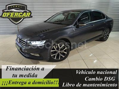 Usado VW Passat Executive 120 CV (88 kW) 2020 Gris / plata Berlina