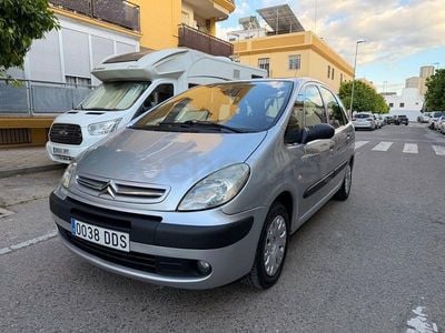 Usado Citroën Xsara Picasso Exclusive 90 CV (66 kW) 2005 Gris / plata Monovolumen