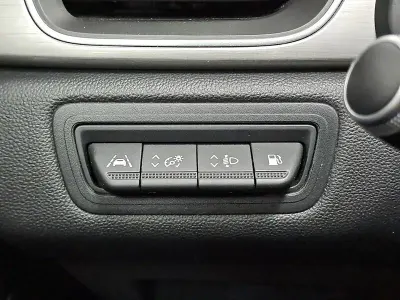Usado Renault Captur Zen 160 CV (117 kW) 2021 Rojo SUV
