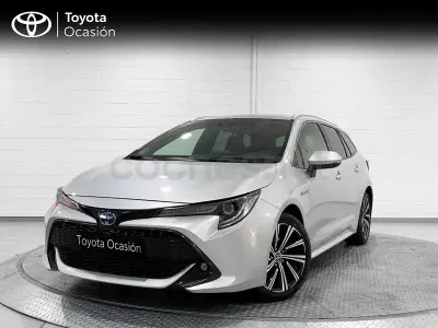 Usado Toyota Corolla Sport 122 CV (89 kW) 2021 Gris / plata Familiar