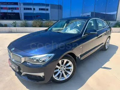 Usado BMW 318 143 CV (105 kW) 2014 Azul Berlina