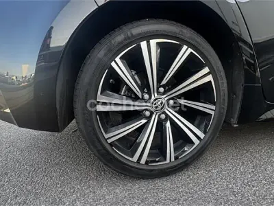 Usado Toyota Corolla Plus 140 CV (102 kW) 2022 Negro Berlina