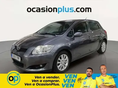 Usado Toyota Auris Sol 124 CV (91 kW) 2007 Gris Utilitario