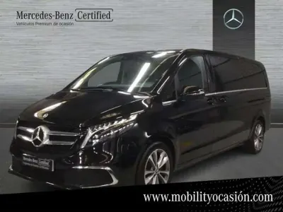 Usado Mercedes V250 Avantgarde 2024 Negro Monovolumen