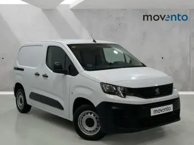 Usado Peugeot Partner S 98 CV (72 kW) 2022 Blanco Monovolumen