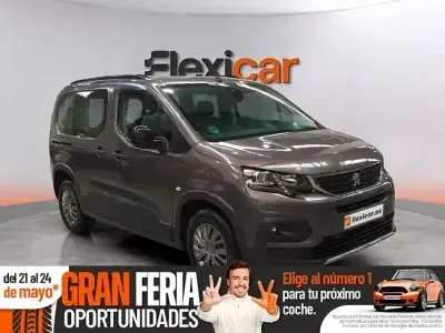 Occasion Peugeot Rifter GT 130 ch (95 kW) 2023 Gris Monospace
