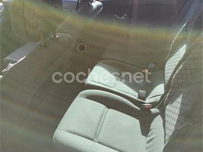 Gris / plata Usado 2011 Renault Scénic III Monovolumen | 3500 € (Precio justo)