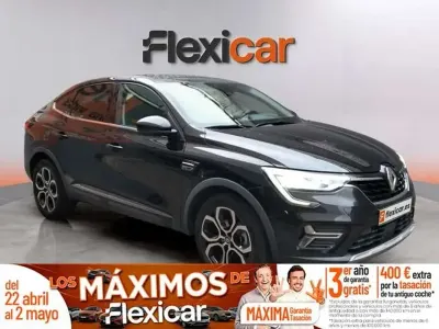 Begagnad Renault Arkana Evolution 140 HK (102 kW) 2024 Svart SUV