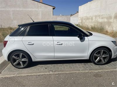 Blanco Usado 2013 Audi A1 Sportback Attraction Utilitario | 9000 € (Precio justo)