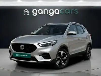 Begagnad MG ZS Luxury 111 HK (81 kW) 2023 Röd SUV