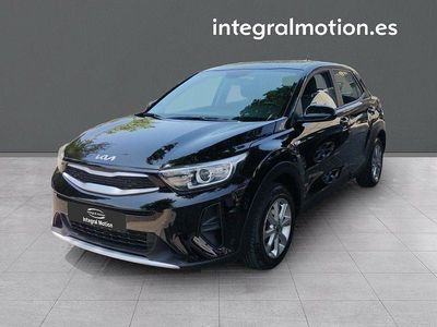 Negro Usado 2023 Kia Stonic SUV | 16.900 € (Un poco caro)