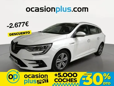 Używany Renault Mégane GrandTour Zen 140 KM (102 kW) 2021 Biały Kombi