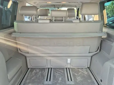 Usado VW Multivan Highline 180 CV (132 kW) 2012 Marrón Monovolumen