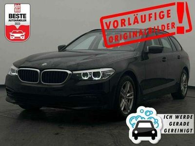 usado BMW 520 iA Touring Sport Line +AHK+NAVI+CAM+LED-SW+