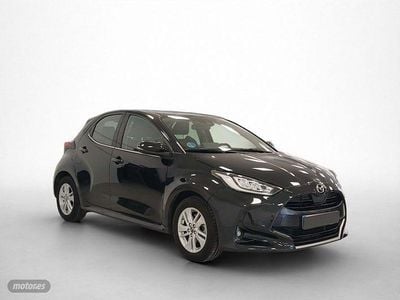 Usado Mazda 2 Comfort 116 CV (85 kW) 2022 Negro Berlina