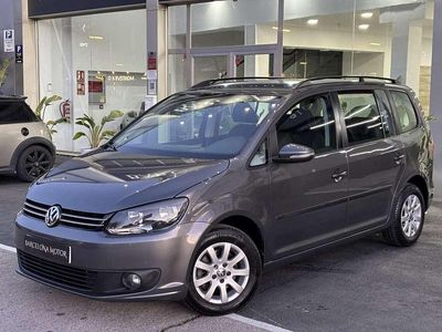 Gris / plata Usado 2015 VW Touran Edition Monovolumen | 11.990 € (Un poco caro)