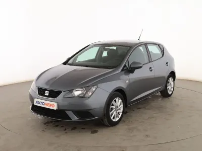 Usado Seat Ibiza Reference 75 CV (55 kW) 2017 Gris Berlina